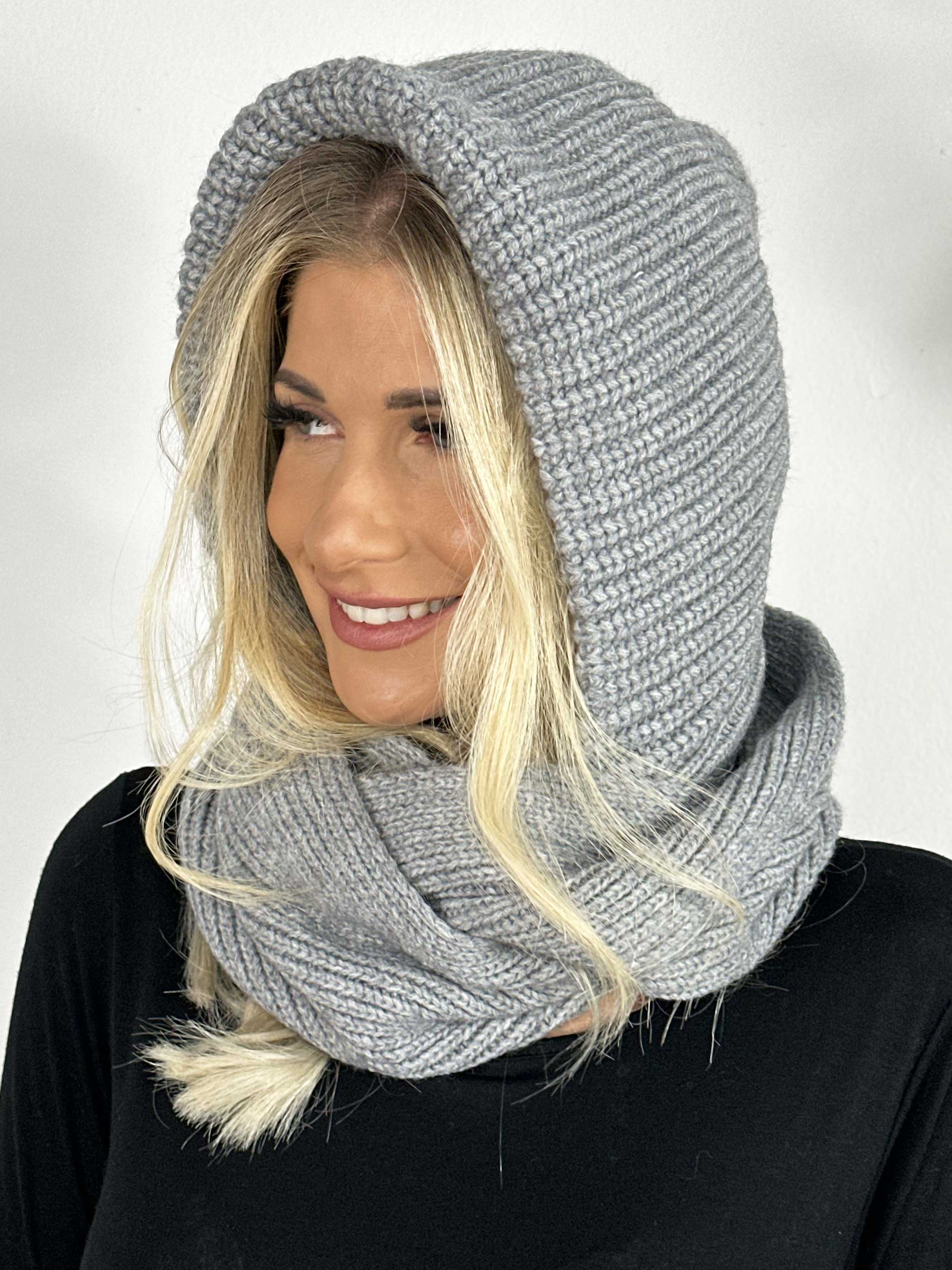 Asmita - Mjuk halsduk med huva